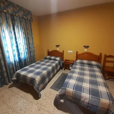 Nuevo Lorenzo 2* Salamanque